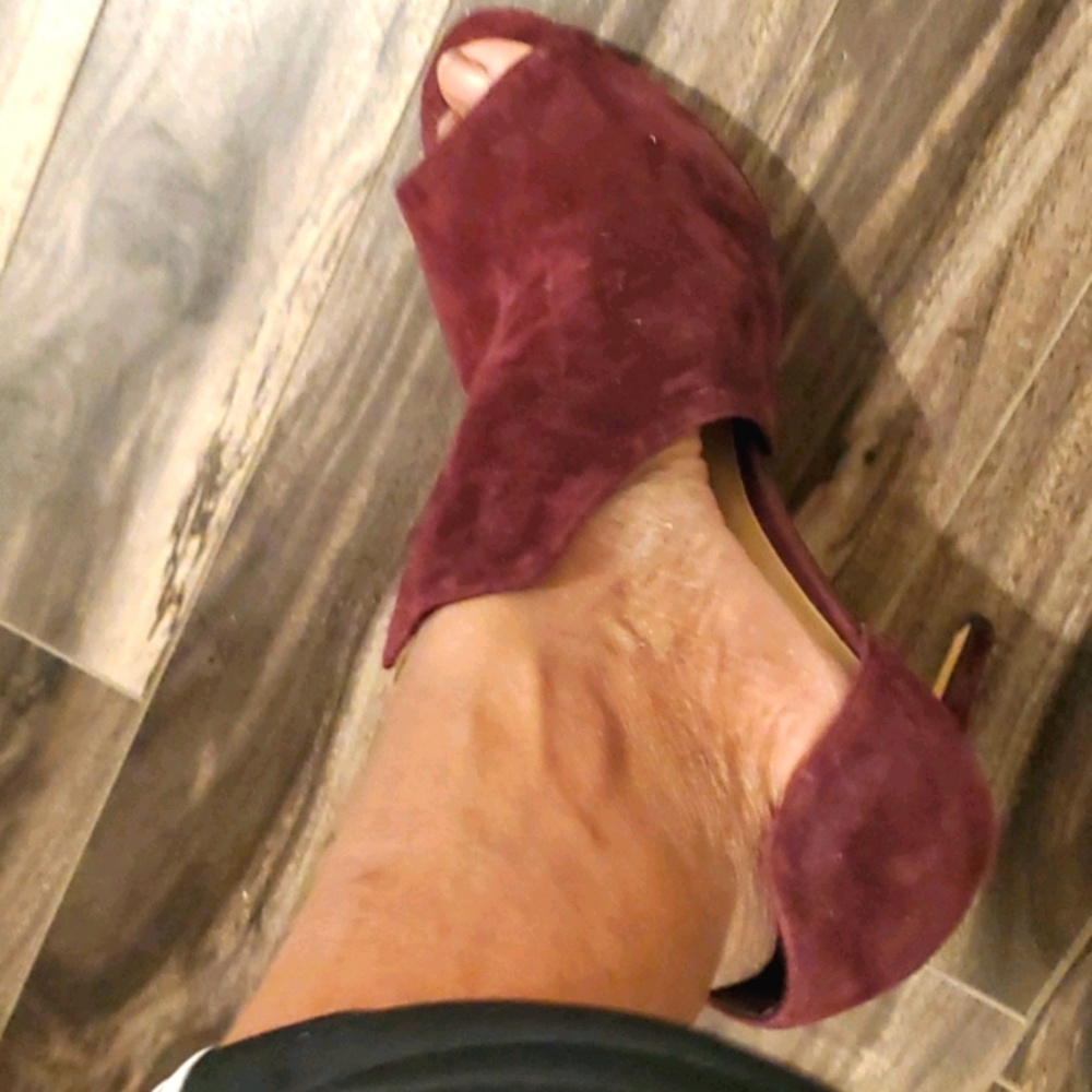 Shoes - Picture 3 of 3